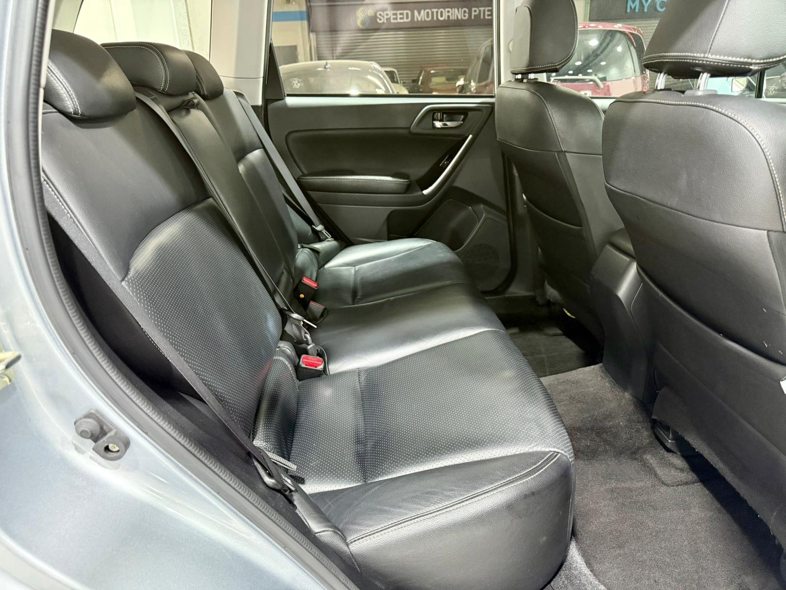 Subaru Forester 2.0i-L Sunroof - Image 3