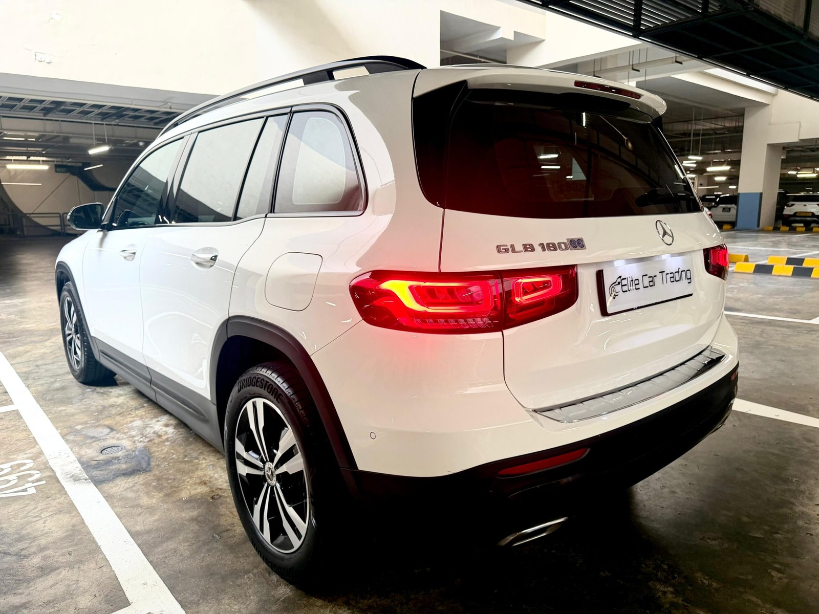 Mercedes-Benz GLB-Class GLB180 Progressive - Image 3